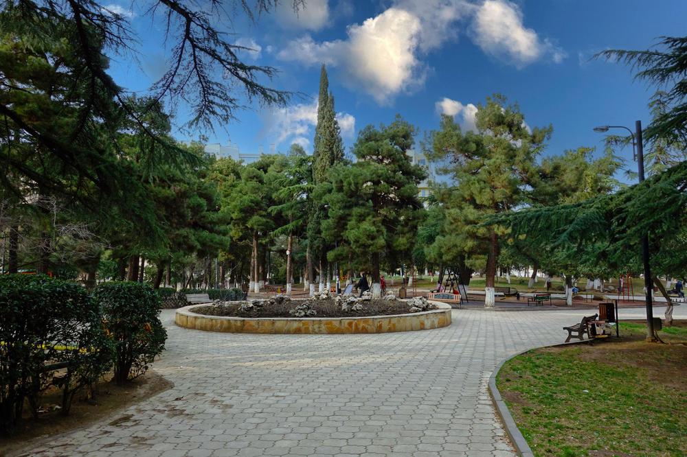 Vera Park: A Verdant Oasis Amidst Tbilisi's Vintage Charm