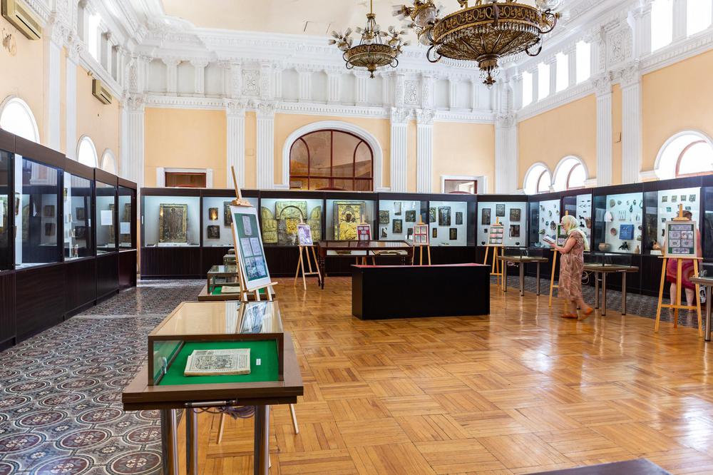 Kutaisi Historical Museum: Discovering Colchis and Georgian Heritage