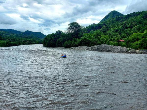 Rioni River rafting Experience