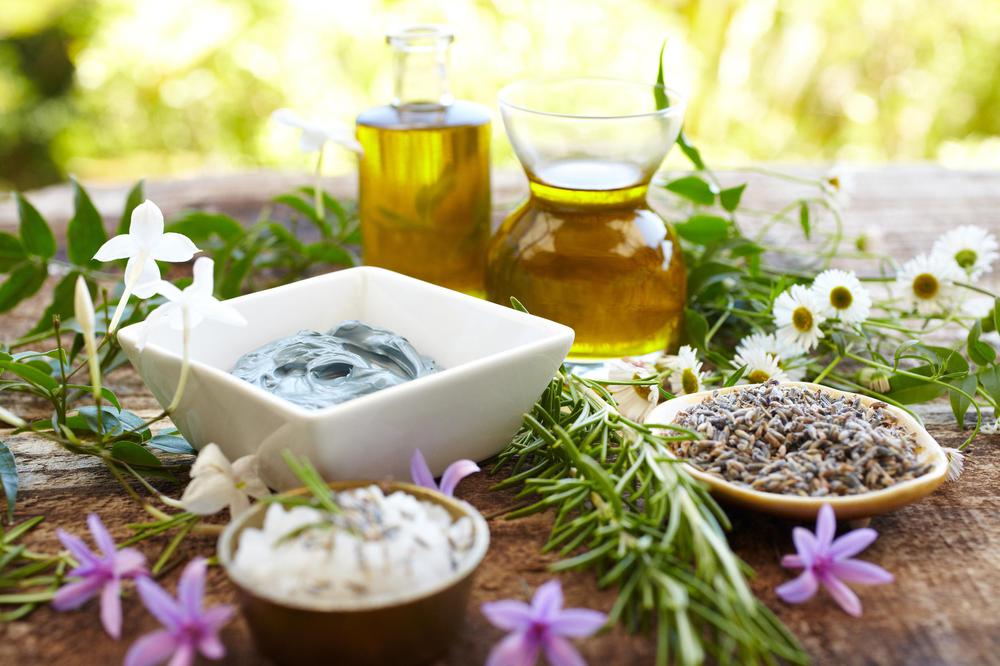 Georgian Herbal Compresses: Traditional Wellness and Spa Practices in Georgia