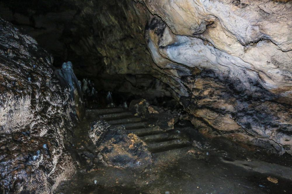 Khomuli Cave: Georgia's Limestone Labyrinth Awaits!