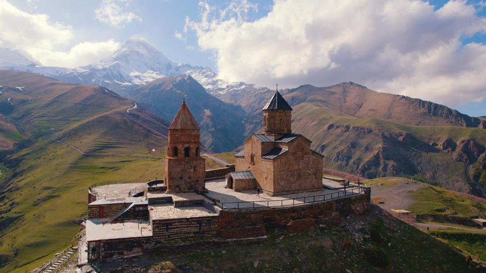 Gergeti Trinity Church: A Blend of History, Religion, and Majestic Mountain Views in Georgia