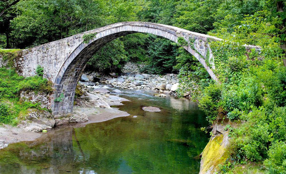 Discover the Historical Varjanauli Arch Bridge in Kintrishi Valley
