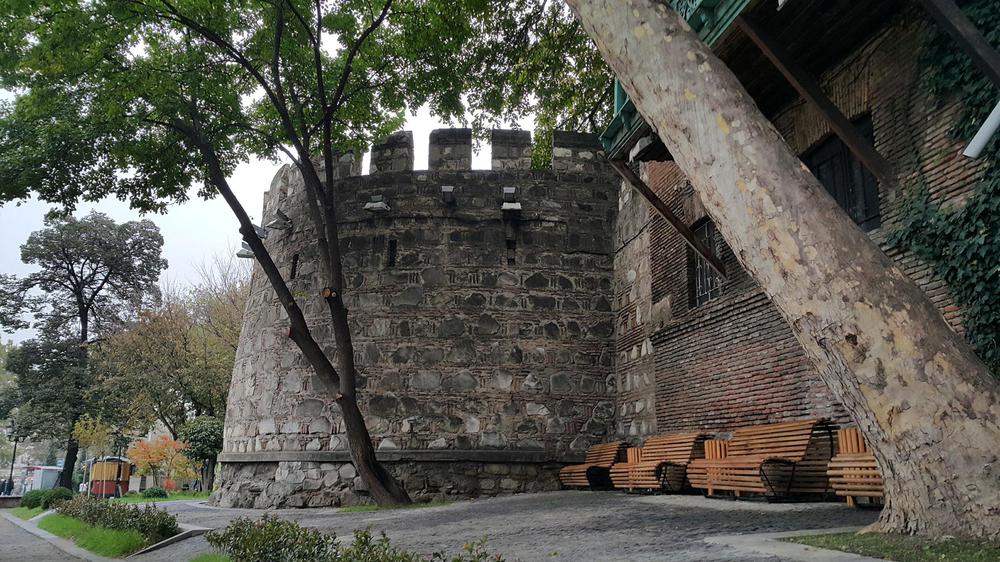 Discover Tbilisi City Wall: A Testament to Georgian History