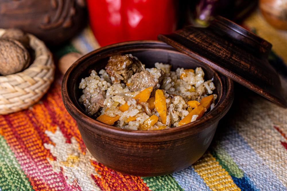 Shila Plavi - The Traditional Georgian Rice Dish: Explore Its Rich Flavor & Cultural Significance