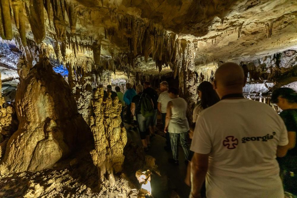 A group of Georgia.to Travellers in the Prometheus Cave