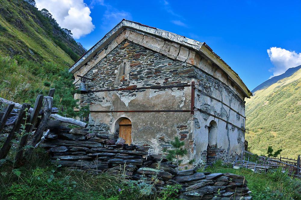 Church of the Savior of Khalde: A Testament to Svaneti's Resilient Spirit