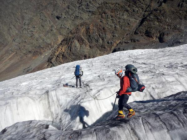 Kazbek Climbing - Crossing the Glacier Cracks