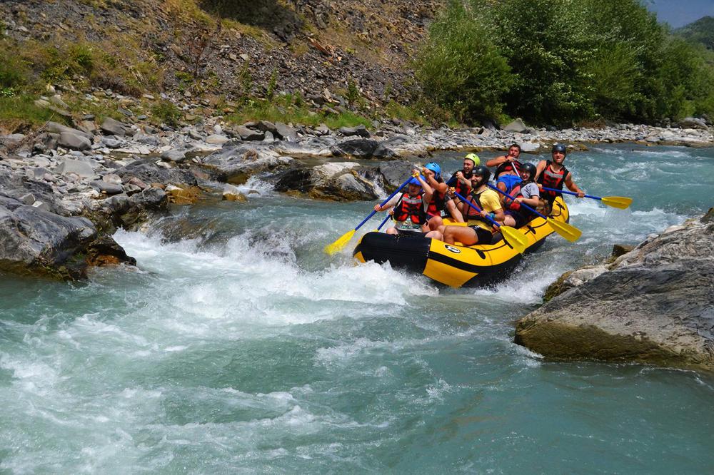 Raft Aragvi, Visit Svetitskhoveli, Jvari, Ananuri, Enjoy a Scenic Picnic