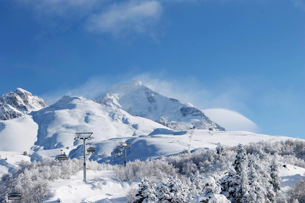 Tetnuldi Skiing Guide: Discover Slopes, Trails, and Tours in Georgia's Winter Paradise