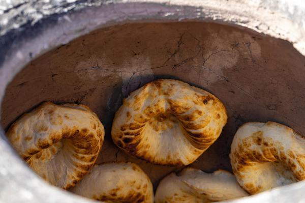 Tasty fresh tandoor bread in Armenia