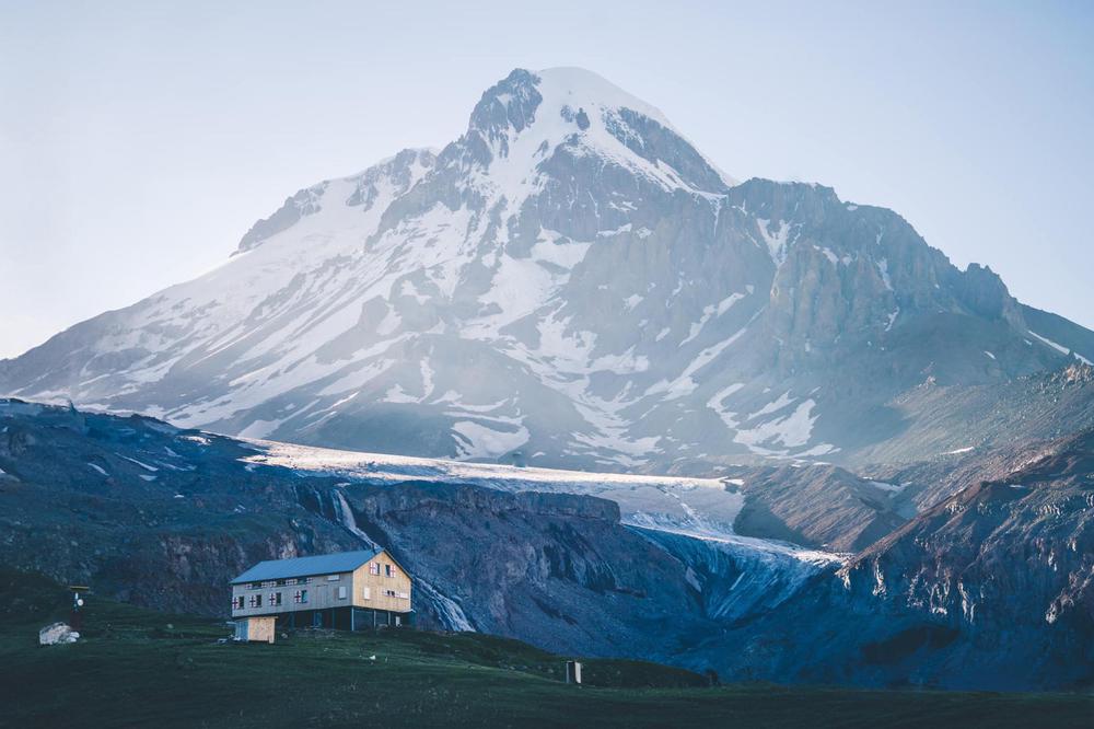 Experience the ultimate private hiking tour to Altihut at 3014 meters